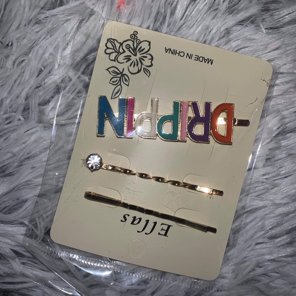 Colorful barrettes - Picture 2 of 5